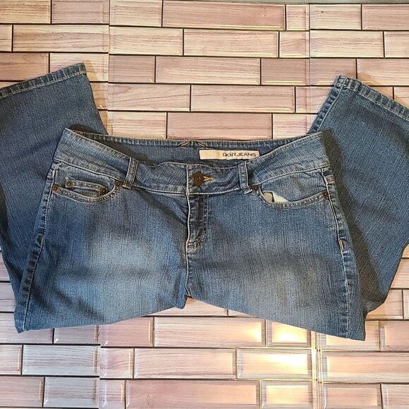 DKNY Jeans Sz 8 Denim Bermuda Shorts - Picture 1 of 7